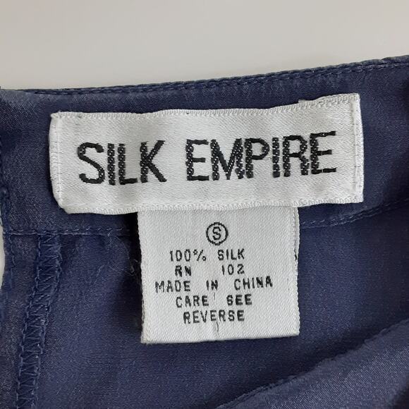 Vintage 80s 100% Silk Blouse Navy Blue Short Sleeve Womens S Minimalist Luxury - Picture 4 of 8